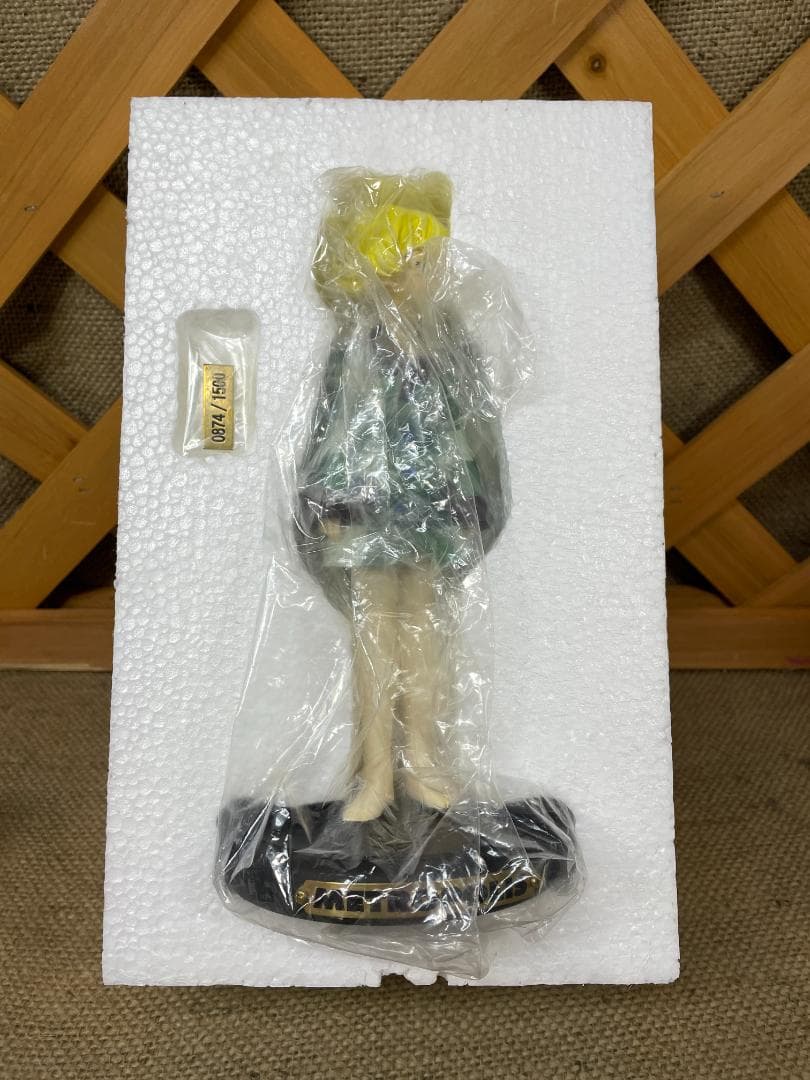 【入手困難】メトロポリス ティマ フィギュア 世界限定1500体 シリアル付 箱
