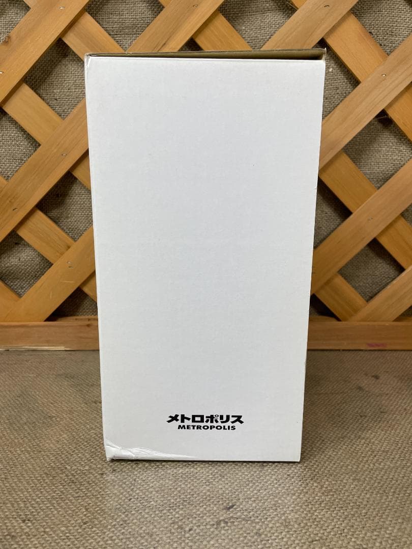 【入手困難】メトロポリス ティマ フィギュア 世界限定1500体 シリアル付 箱