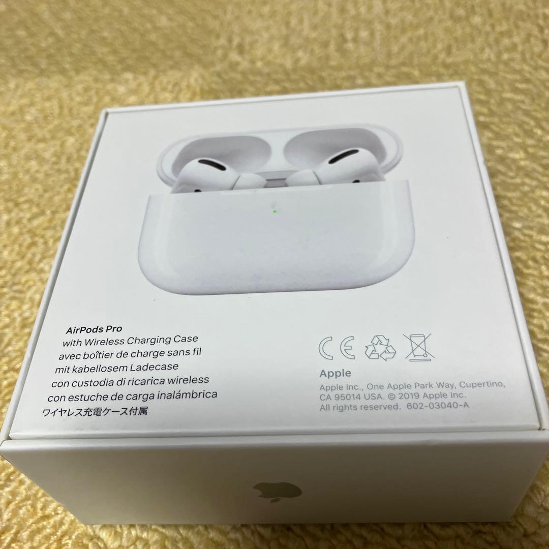 正規品 AirPods Pro 本体 充電ケース 黒ゴム保護ケース付 即発送‼️
