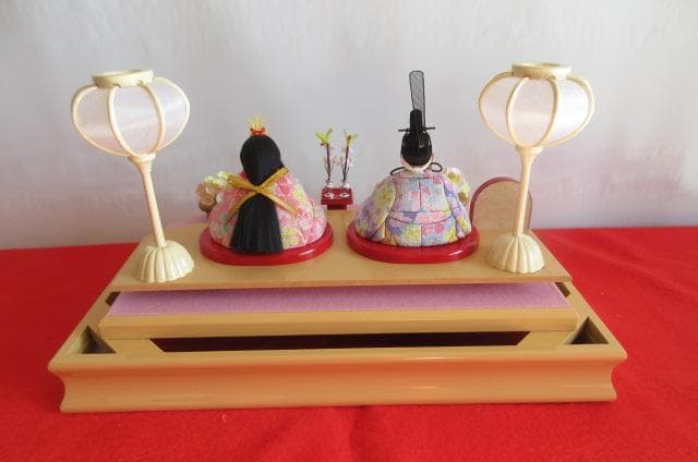 るんるん　吉徳購入　 送料込み　ガラスケース 親王飾り　木目込み 二人飾り