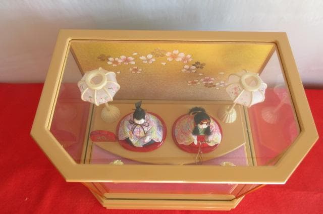 るんるん　吉徳購入　 送料込み　ガラスケース 親王飾り　木目込み 二人飾り