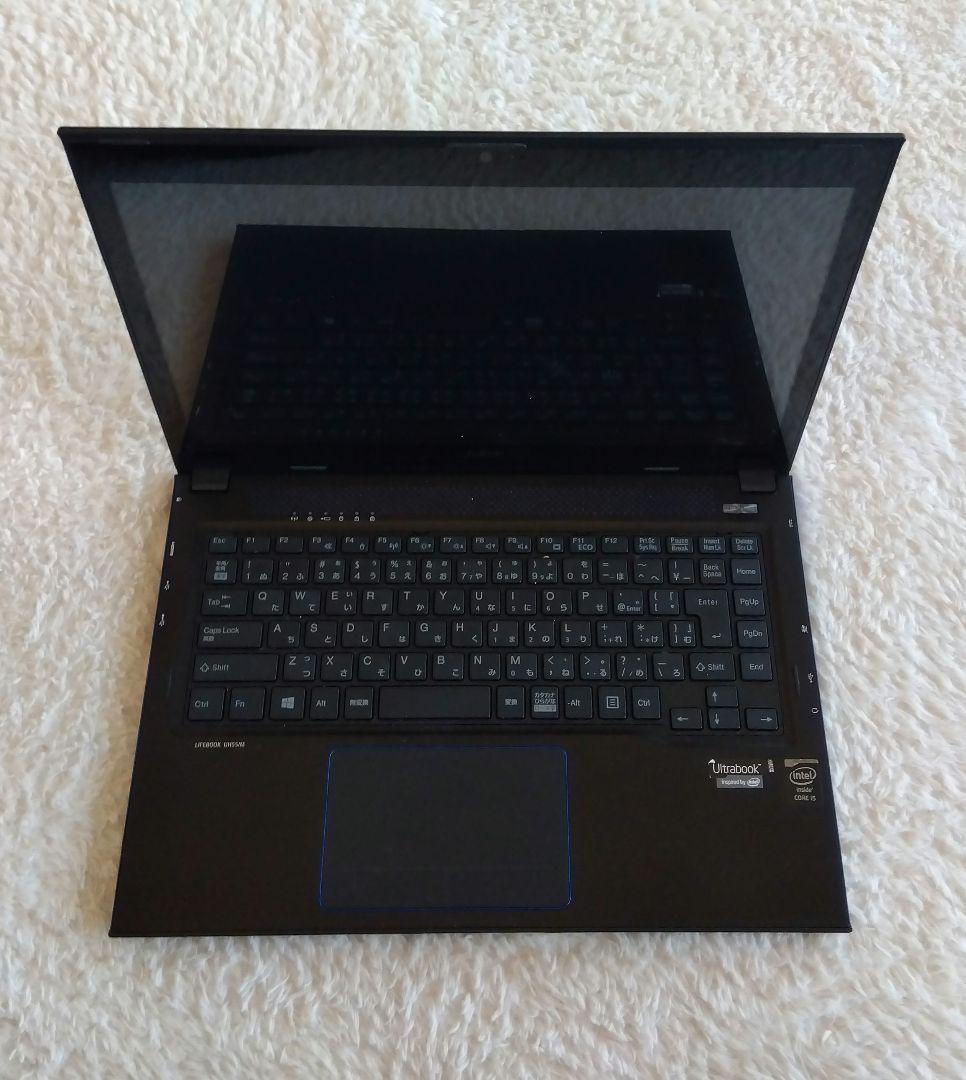 富士通　FUJITSU ノートパソコン