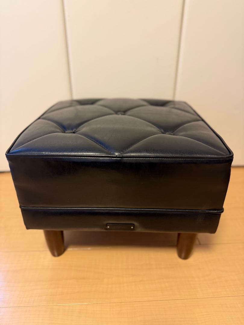 カリモク60 オットマン ブラック 黒 検) kチェア 椅子 ロビーチェア