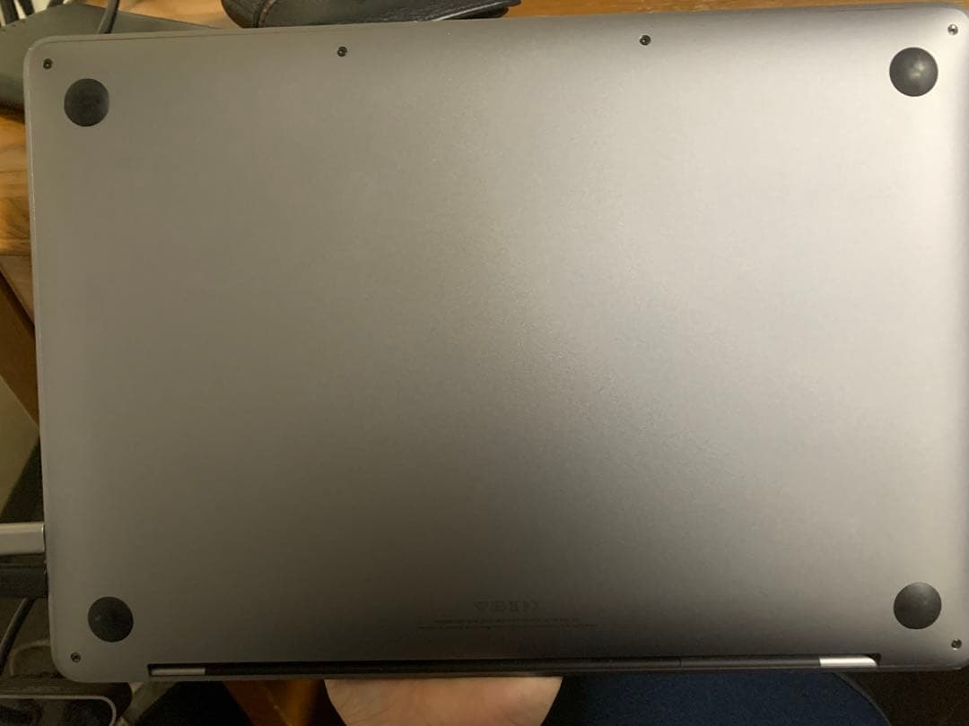 MacBook Pro 2020 13インチ M1 モデル　8GB