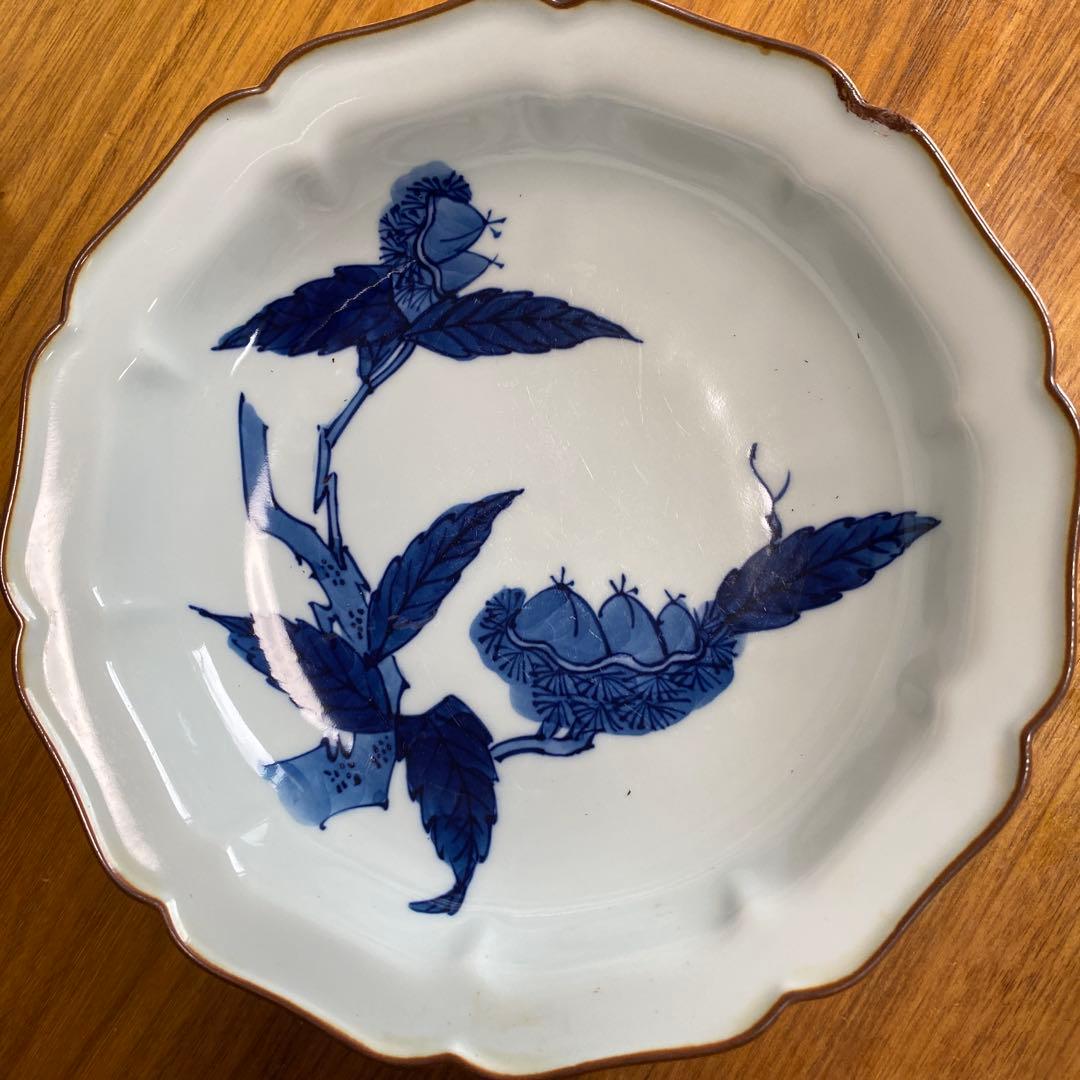 有田焼・源右衛門窯 栗絵柄染め付け 3枚深皿 お値段は2枚分価格です。