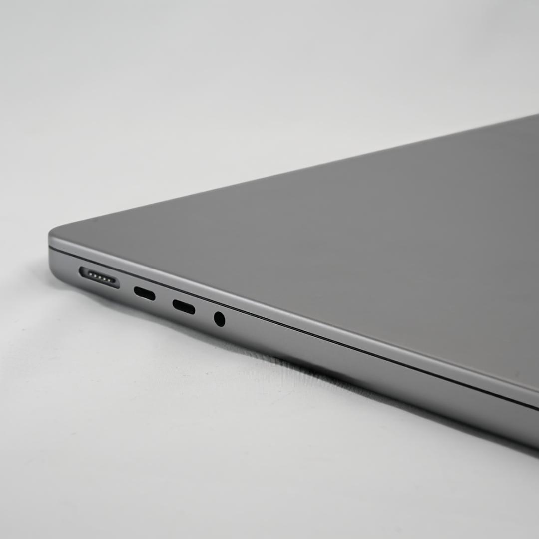 MacBookPro M2Pro 14インチ 16GB/512GB