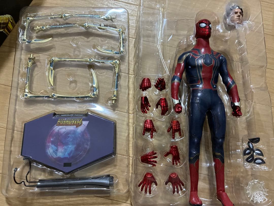 スパイダーマンフィギュア
