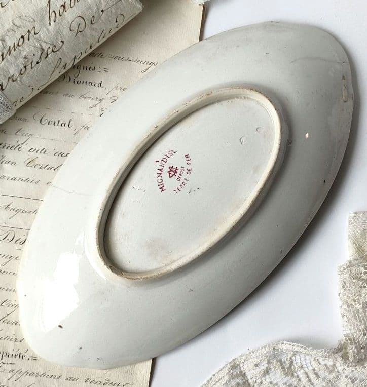 蚤の市　クレイユモントロー　MIGNARDISE　ラヴィエ　フランスアンティーク