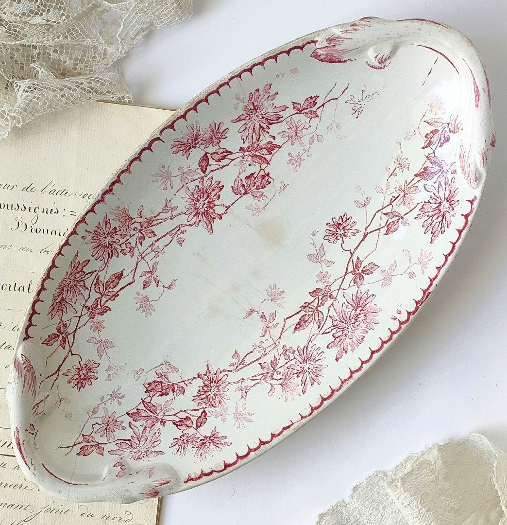 蚤の市　クレイユモントロー　MIGNARDISE　ラヴィエ　フランスアンティーク