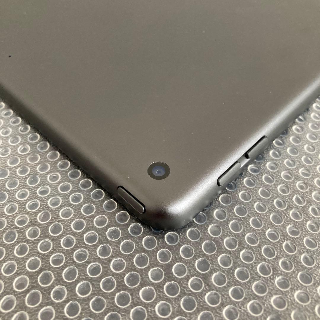 3281【早い者勝ち】iPad7 第7世代 32GB WIFIモデル☆