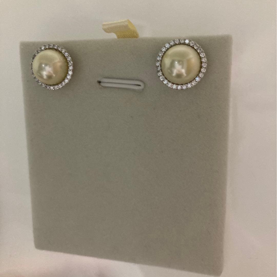 南洋真珠シャンパンゴールドのピアス9.9mm