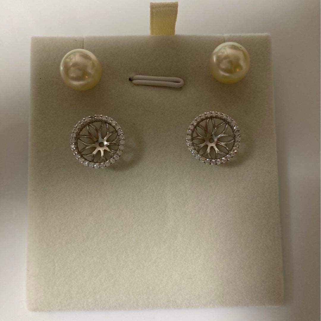 南洋真珠シャンパンゴールドのピアス9.9mm