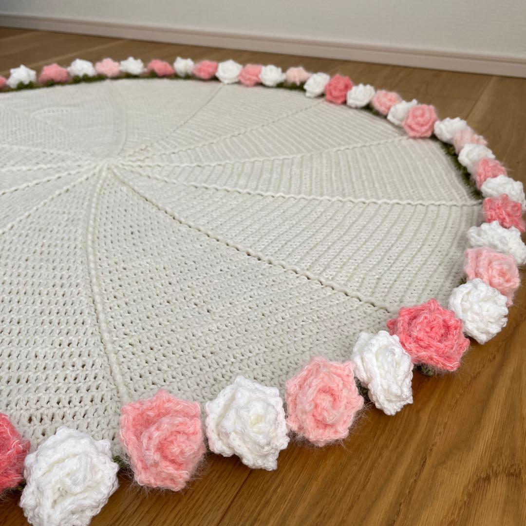 ブーケブランケット バラ56個 直径100cm かぎ針編み ひざ掛け　薔薇　花束
