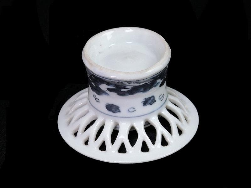 古伊万里　染付　透かし　波千鳥の図　盃台　D195AS-fbhb