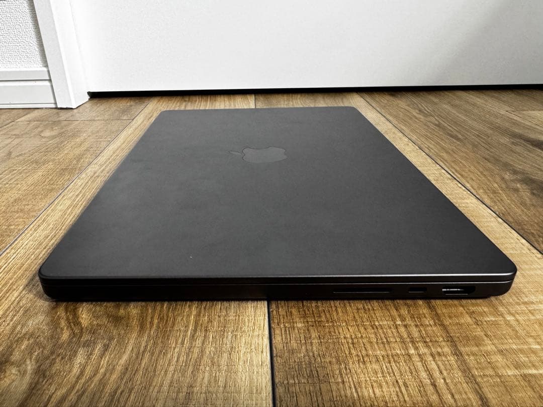 【最終値下げ・美品】MacBookPro14インチ M4Pro 48GB グレー