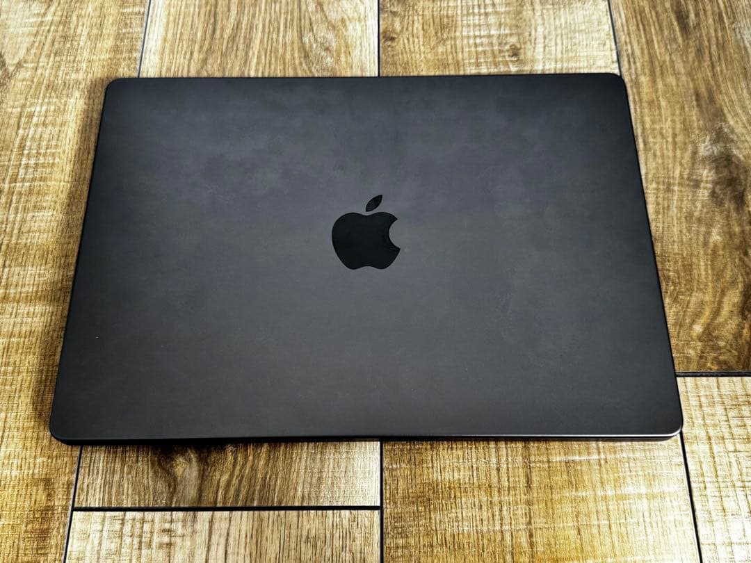 【最終値下げ・美品】MacBookPro14インチ M4Pro 48GB グレー