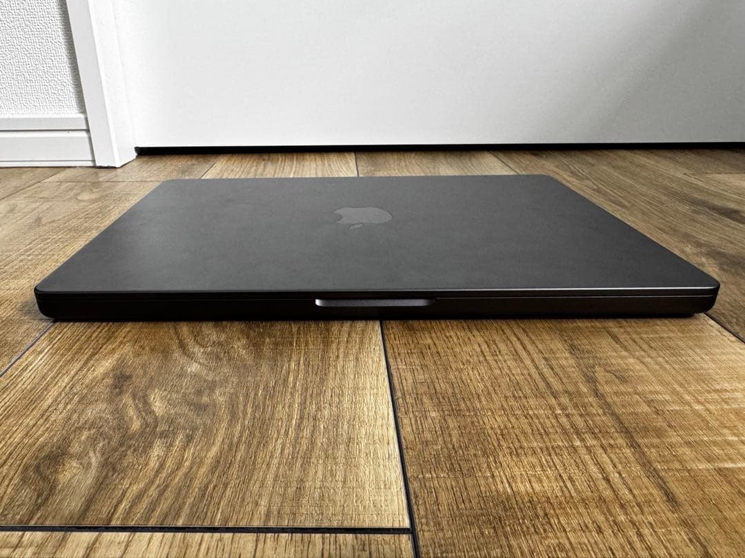 【最終値下げ・美品】MacBookPro14インチ M4Pro 48GB グレー