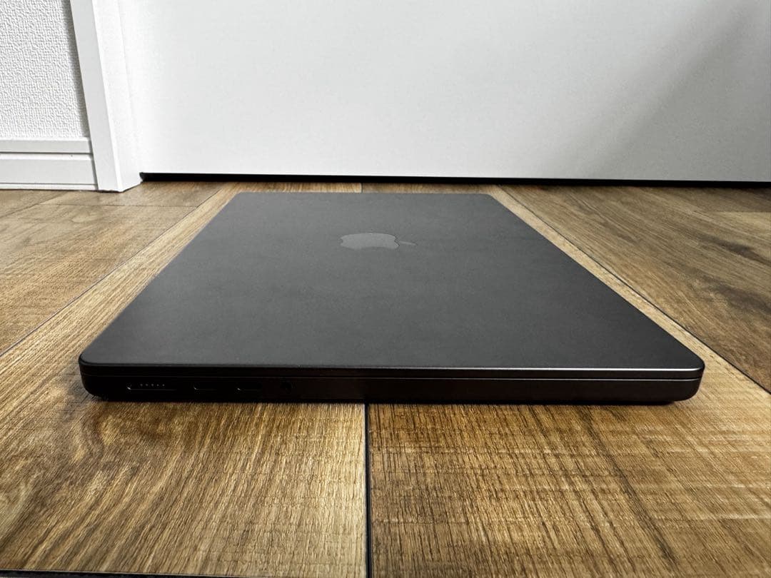 【最終値下げ・美品】MacBookPro14インチ M4Pro 48GB グレー
