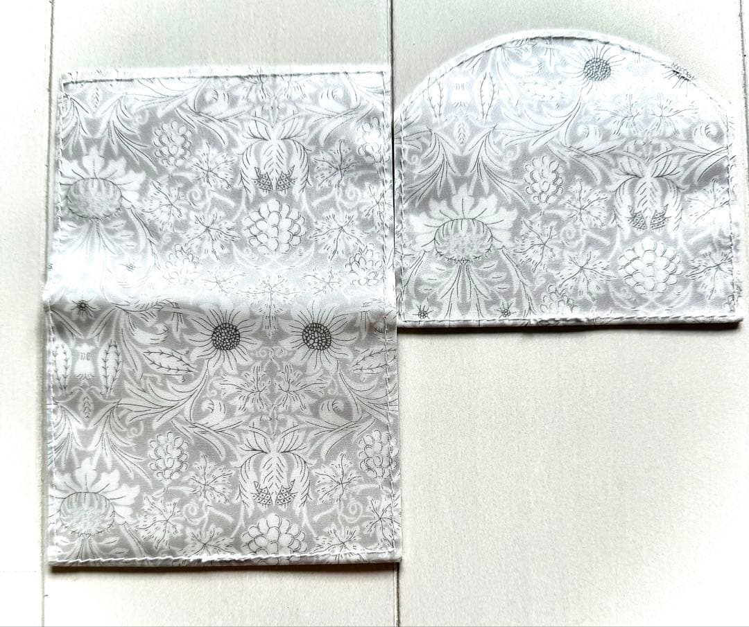 美品　BAGTRUNK エルメス　カルヴィデュオ　インナーケース　花柄