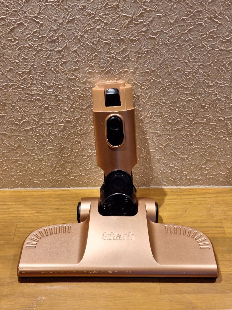 シャーク 充電式 サイクロン スティック クリーナー CH966J-LC中古品