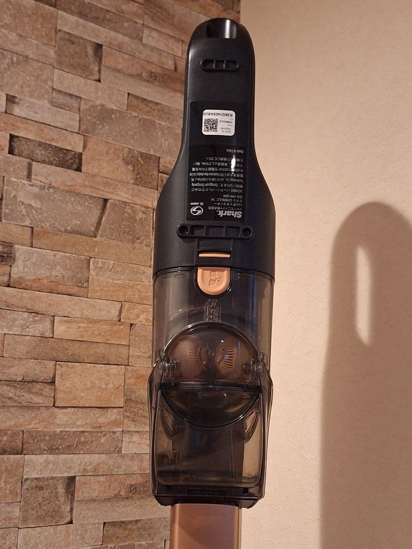 シャーク 充電式 サイクロン スティック クリーナー CH966J-LC中古品