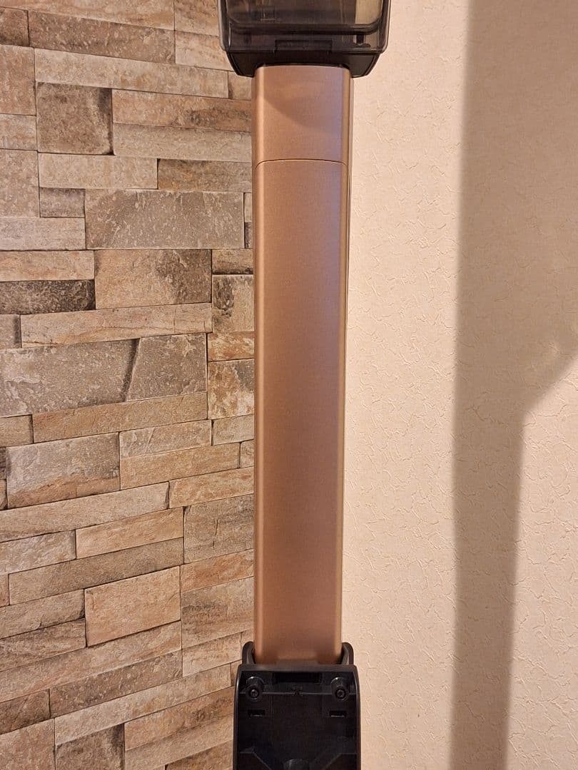 シャーク 充電式 サイクロン スティック クリーナー CH966J-LC中古品