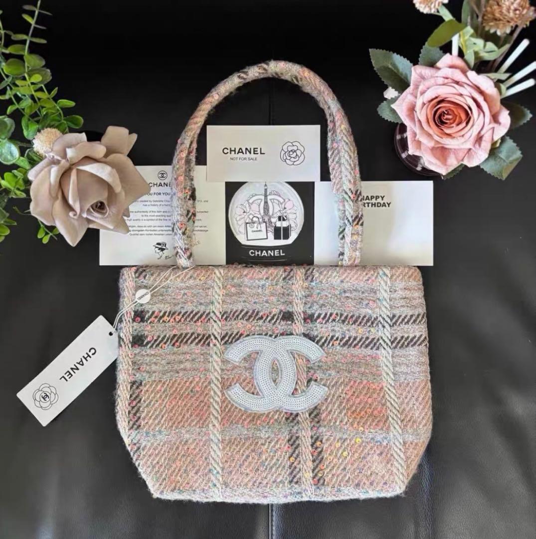 CHANEL シャネルビューティー　ノベルティバッグ　ツィードスパンコール