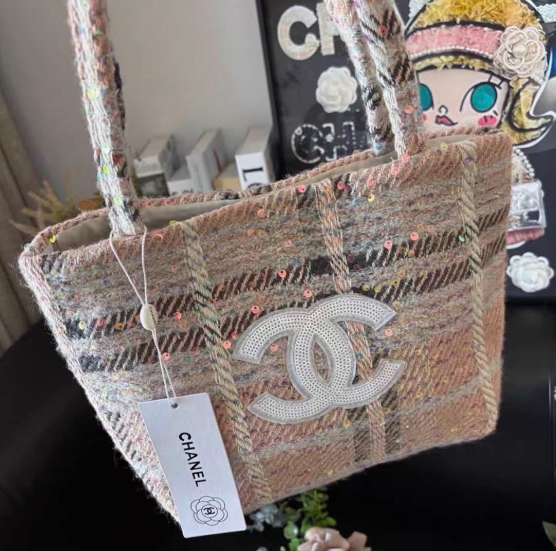 CHANEL シャネルビューティー　ノベルティバッグ　ツィードスパンコール