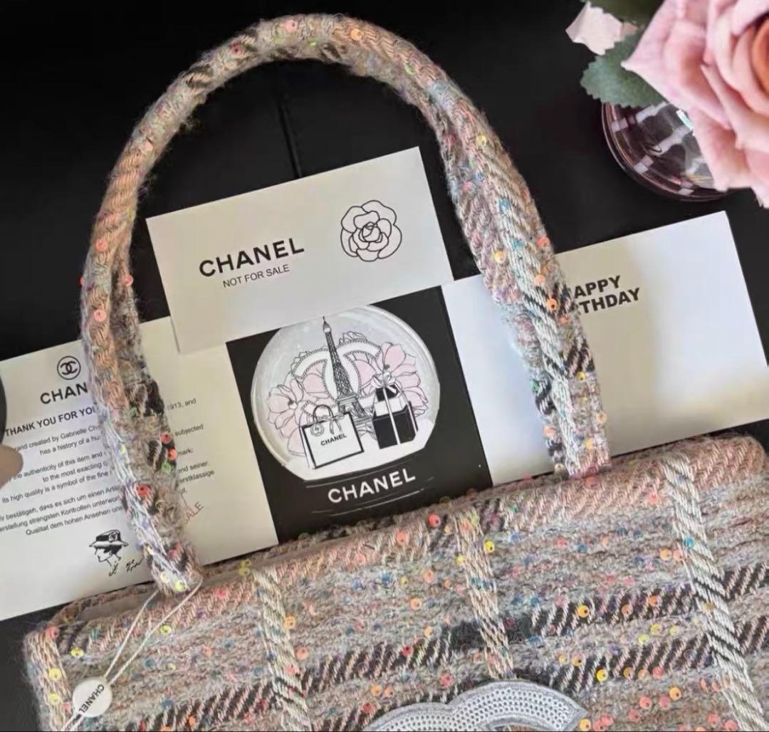 CHANEL シャネルビューティー　ノベルティバッグ　ツィードスパンコール