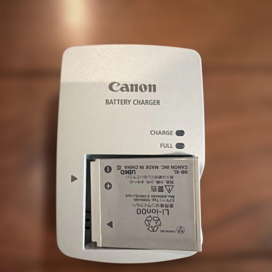 Canon キャノン　デジカメ IXY PC1467 ゴールド