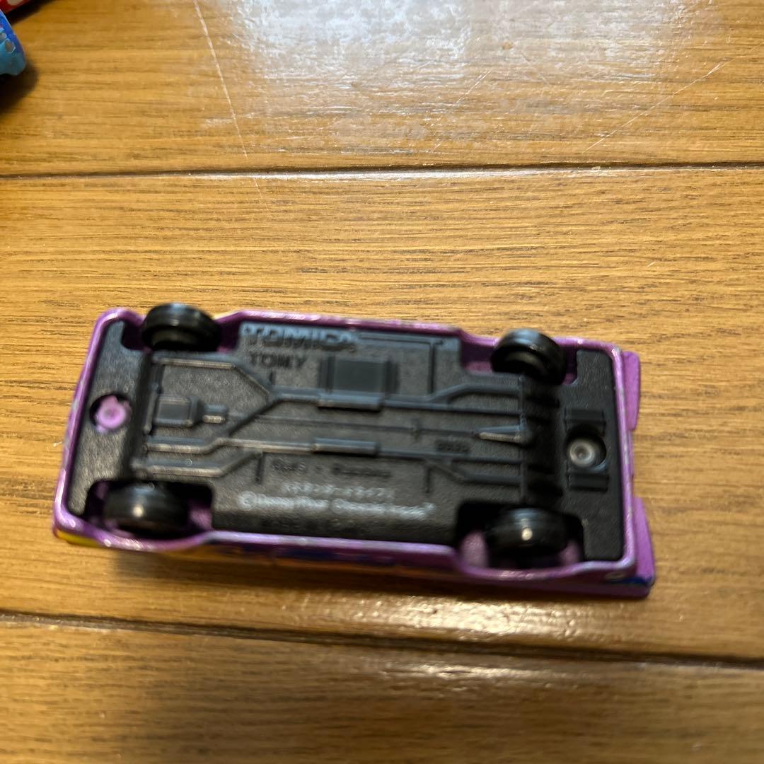 トミカ　カーズ　9台セット