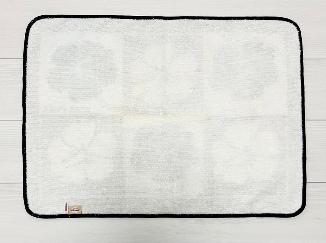 レア！新品未使用！ALBA ROSAアルバローザ人気升目柄ルームマットバスマット