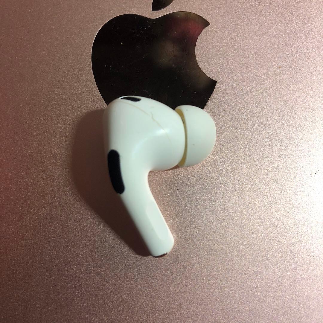 Apple AirPods Pro 第2世代　lightning 右耳　右側