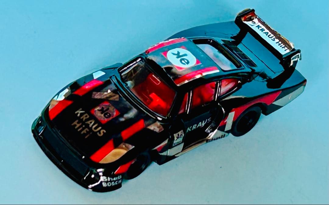 トミカ青箱F10 ポルシェ935-78 ターボ (シールの剥がれ有り)