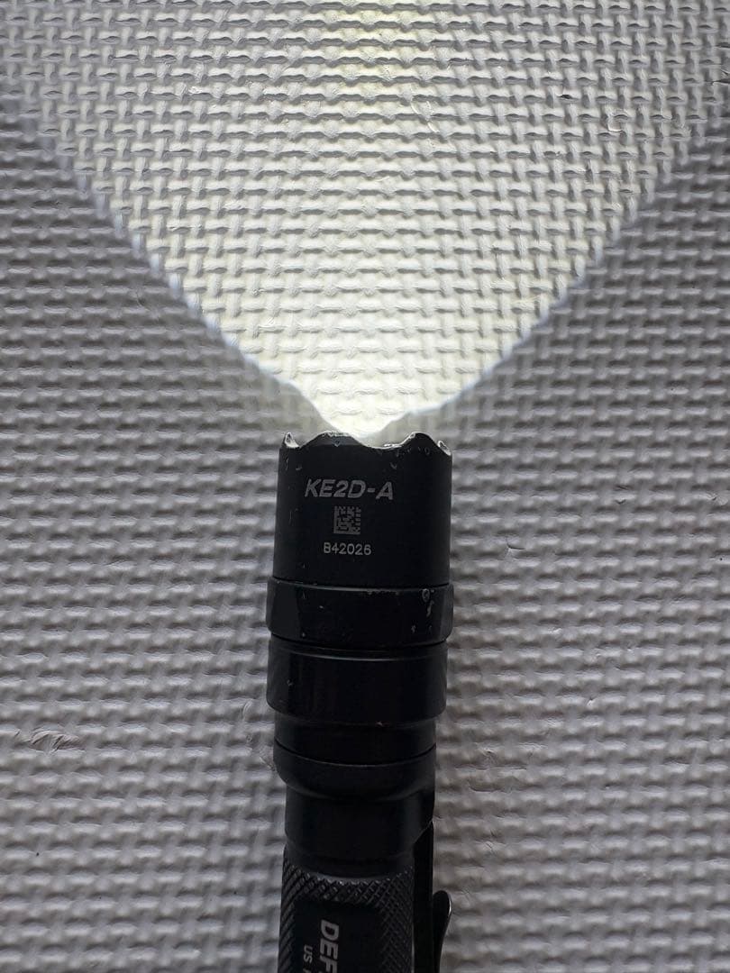 実物　SUREFIRE E2D LED DEFENDER ULTRA