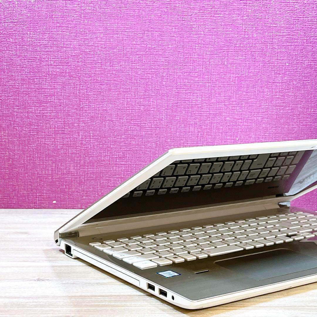 美品✨すぐ使えるノートパソコン✨第7世代 i3✨メモリ8GB✨カメラ✨ブルーレイ