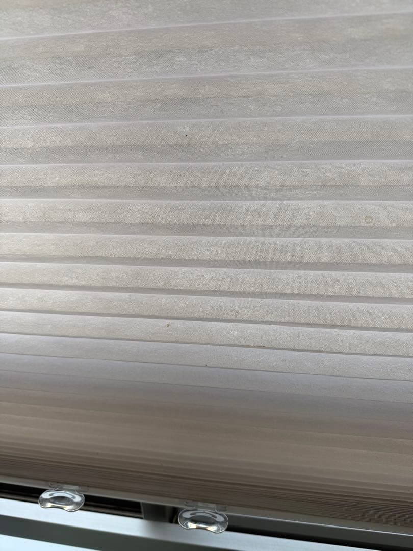 ノーマン　ハニカムスクリーン　腰窓用