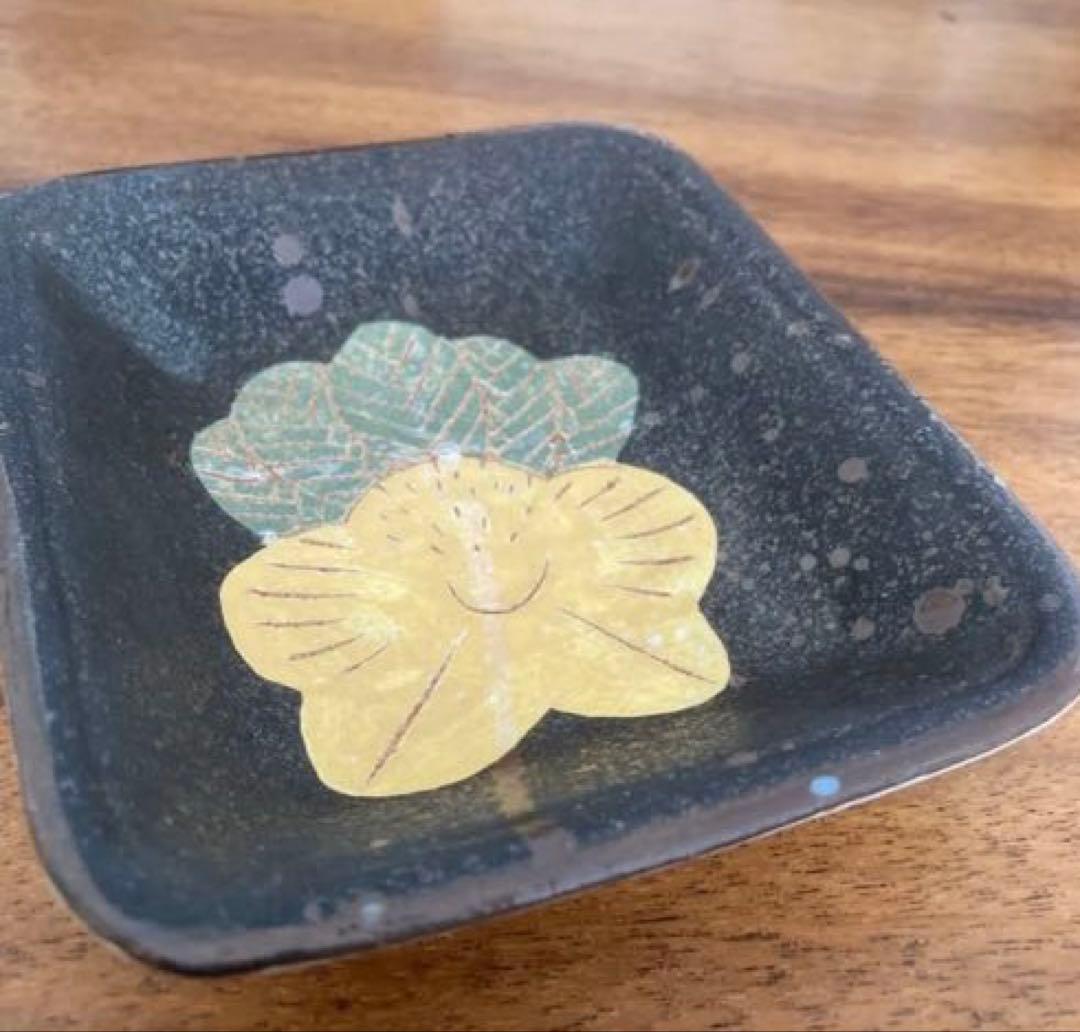 鹿児島睦　スクエア　小皿　約13×11㎝