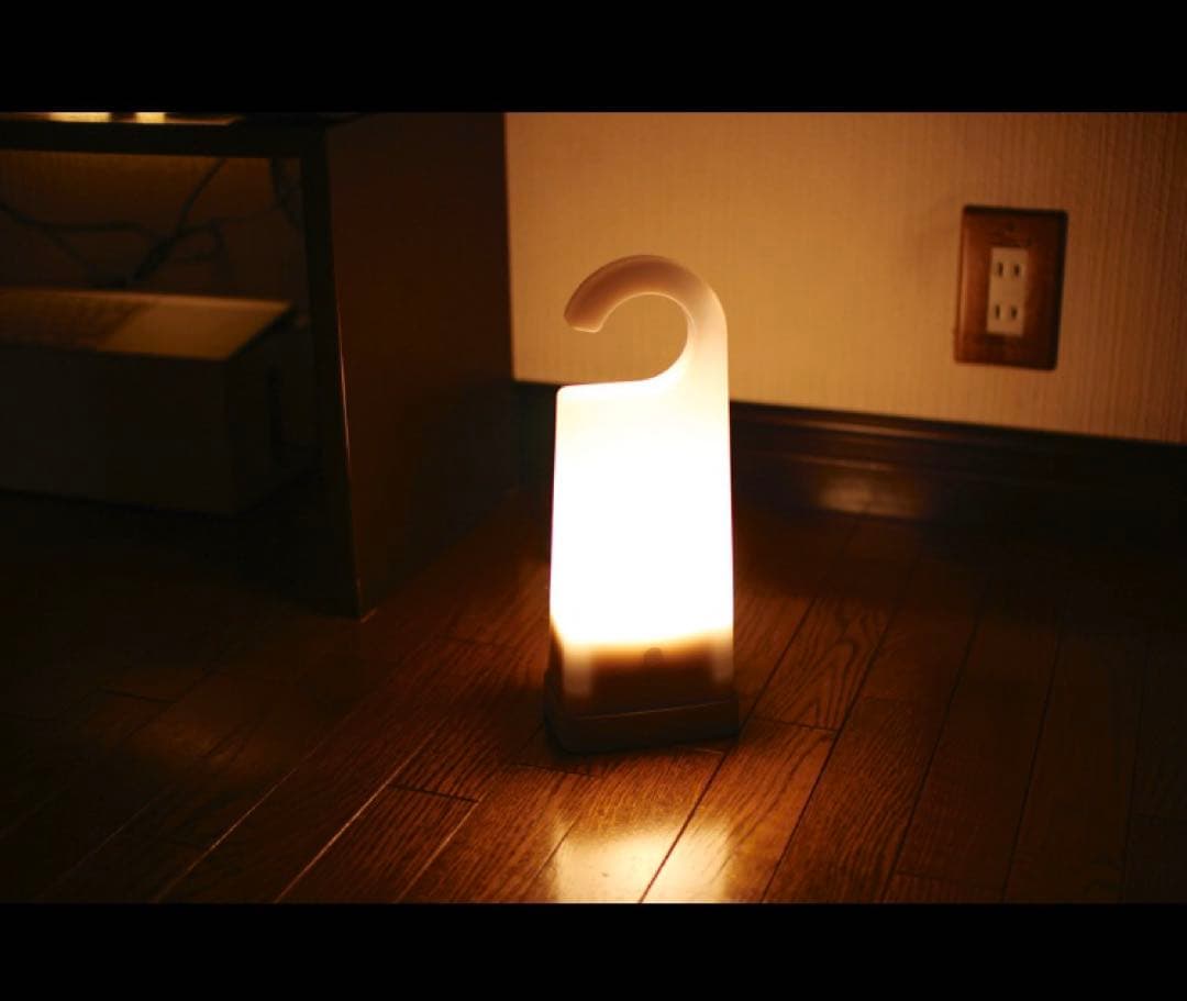 新品⭐︎無印良品⭐︎ＬＥＤ持ち運びできるあかり　ライト　防災　白　懐中電灯 照明 ⭐︎