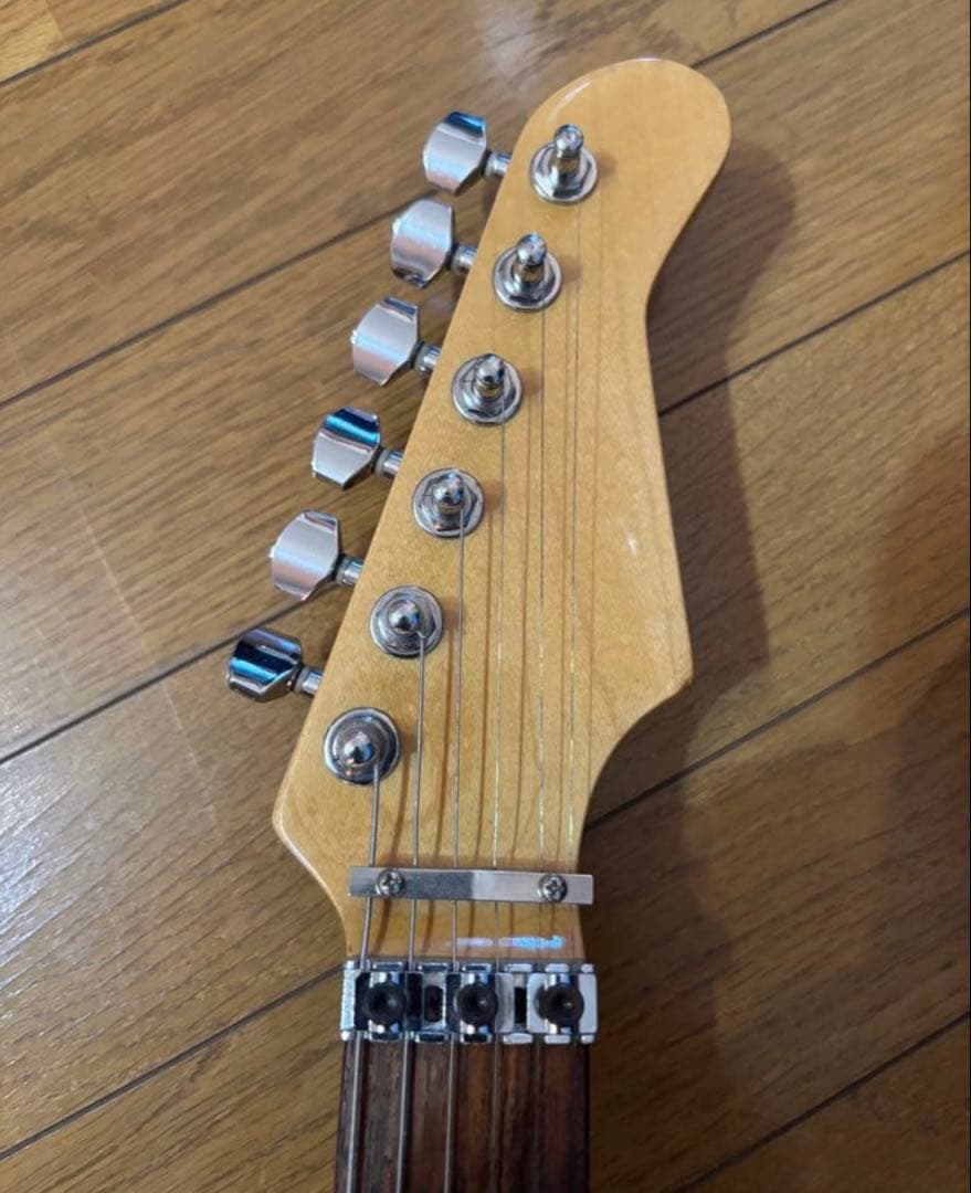 フェルナンデス　FR-50 ストラトタイプ　シェクターハムバッカー搭載