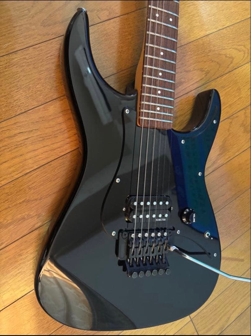 フェルナンデス　FR-50 ストラトタイプ　シェクターハムバッカー搭載