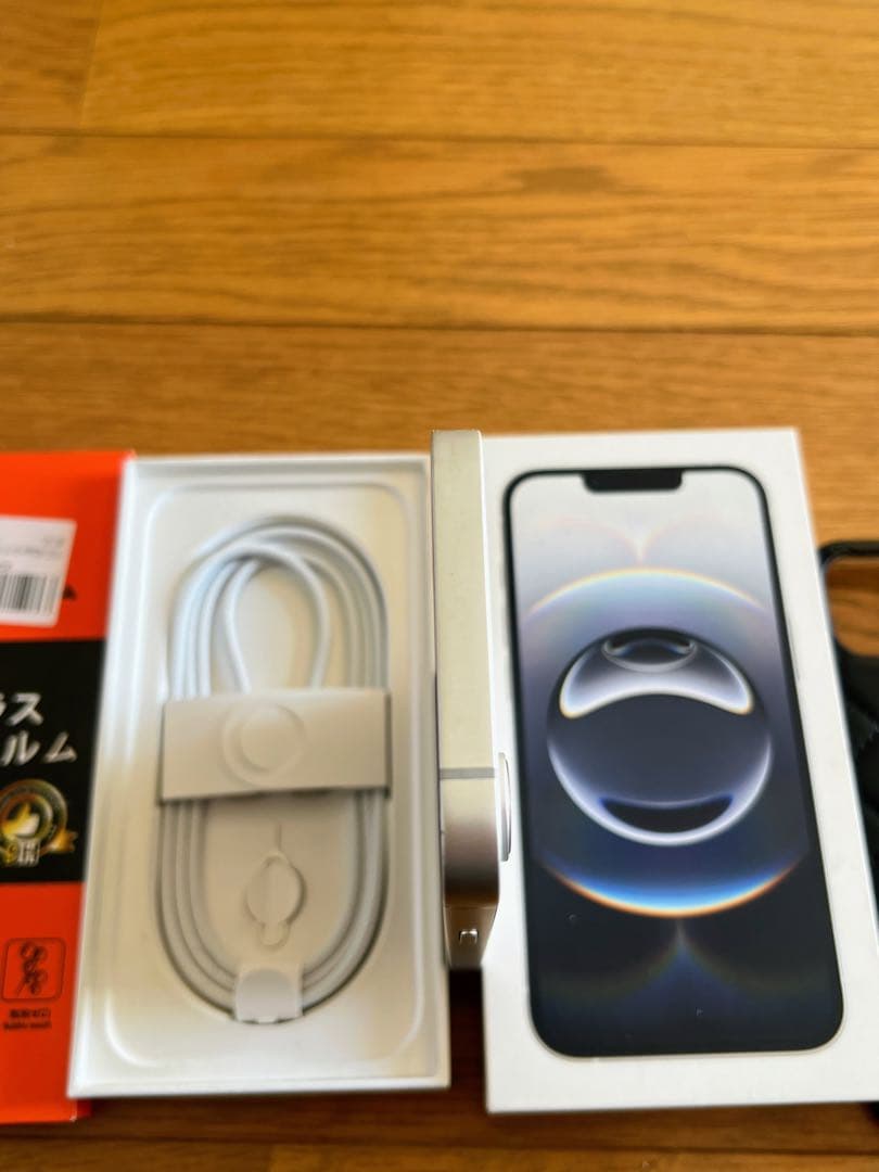 Apple iPhone 16e 256GB ホワイト 国内版 SIMフリー