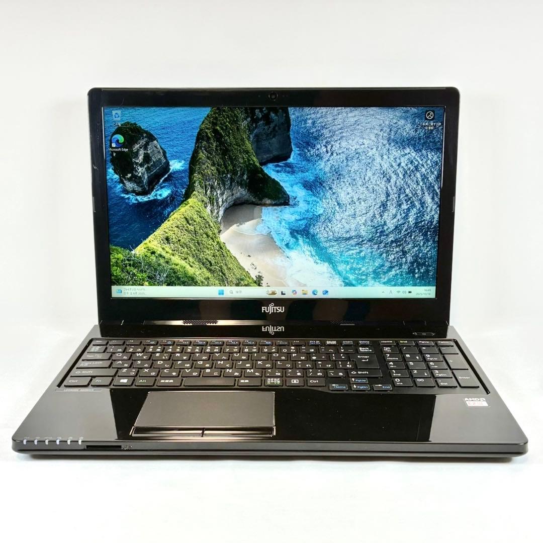 FUJITSU LIFEBOOK AH30 SSD256 ノートパソコン PC