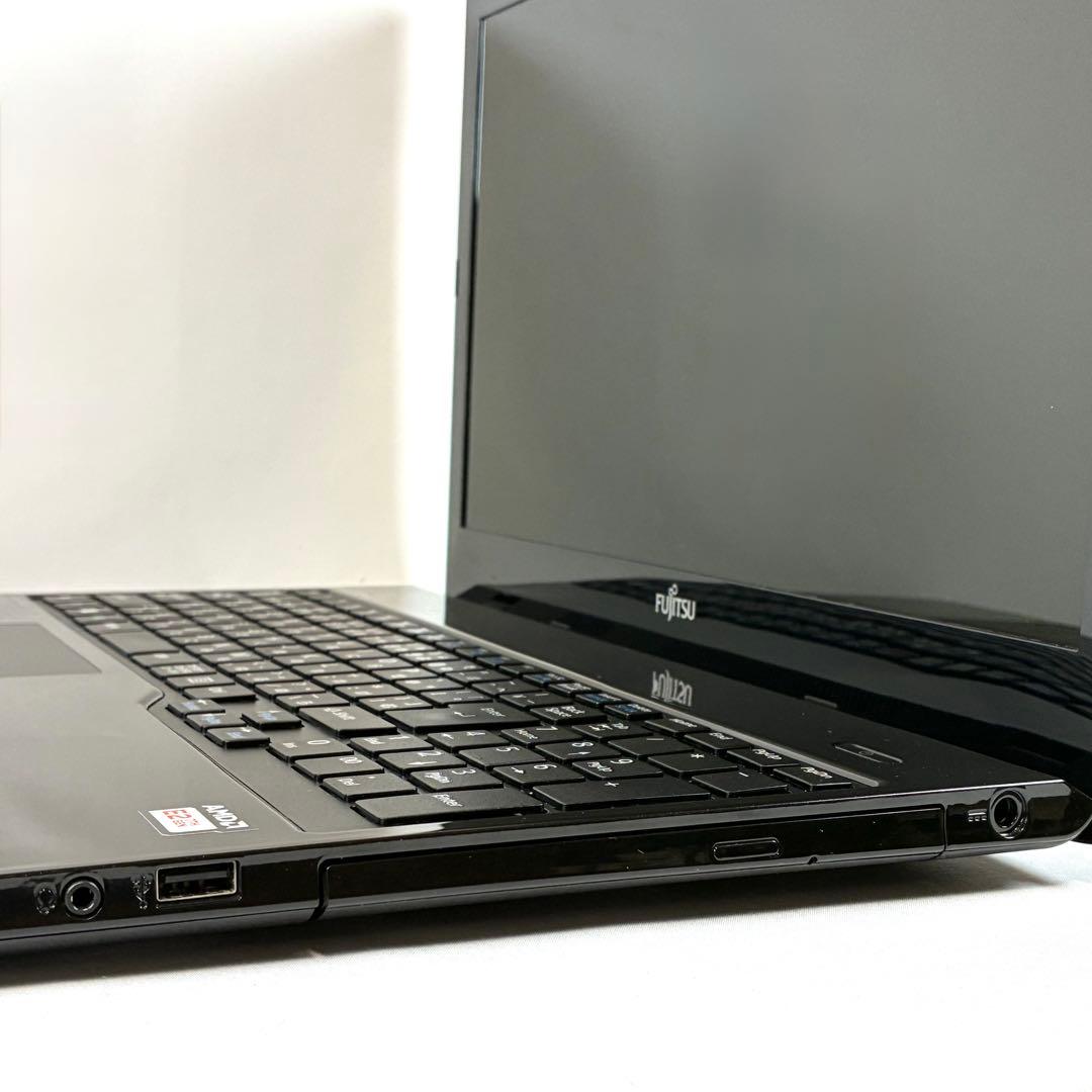 FUJITSU LIFEBOOK AH30 SSD256 ノートパソコン PC