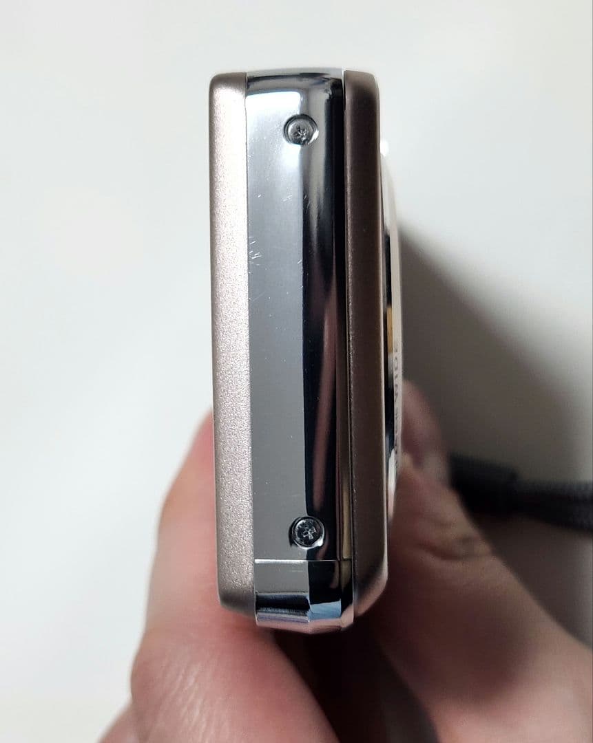 デジタルカメラ Panasonic DMC-FHS