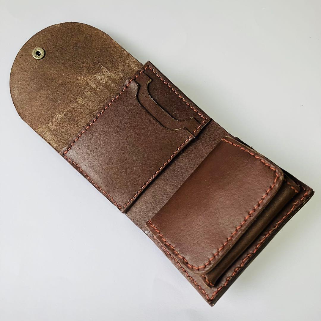 ヌメ革の三つ折り財布[タバコ]