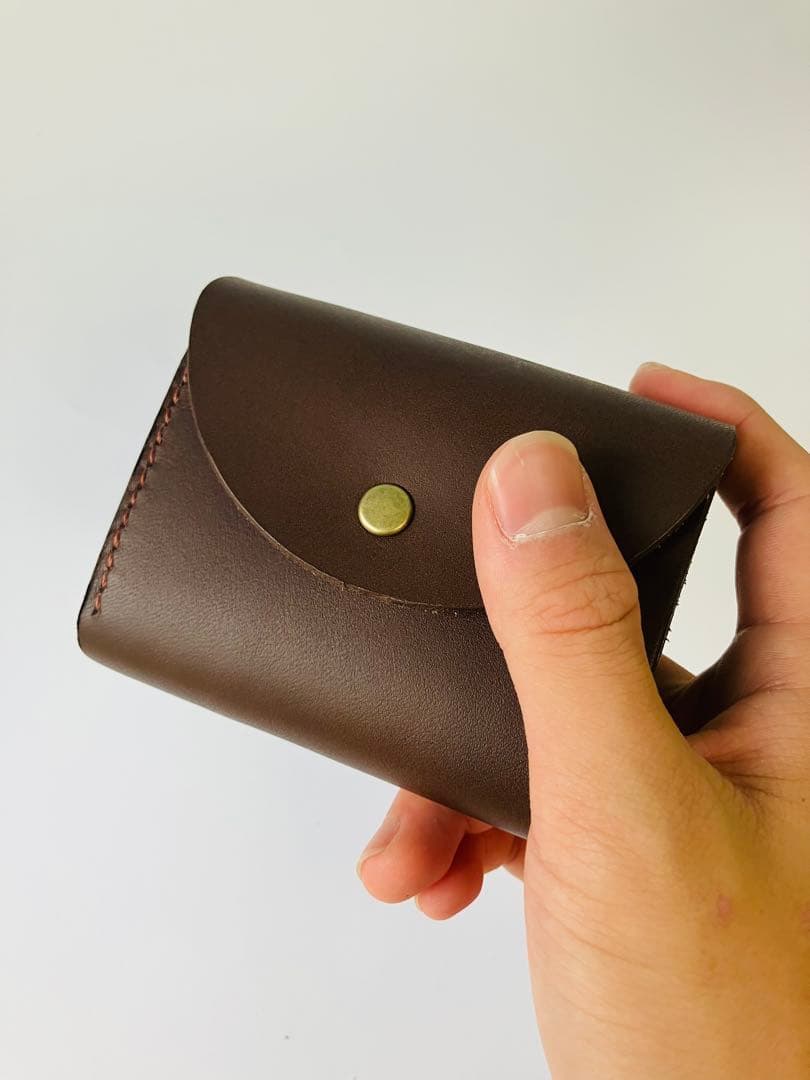 ヌメ革の三つ折り財布[タバコ]