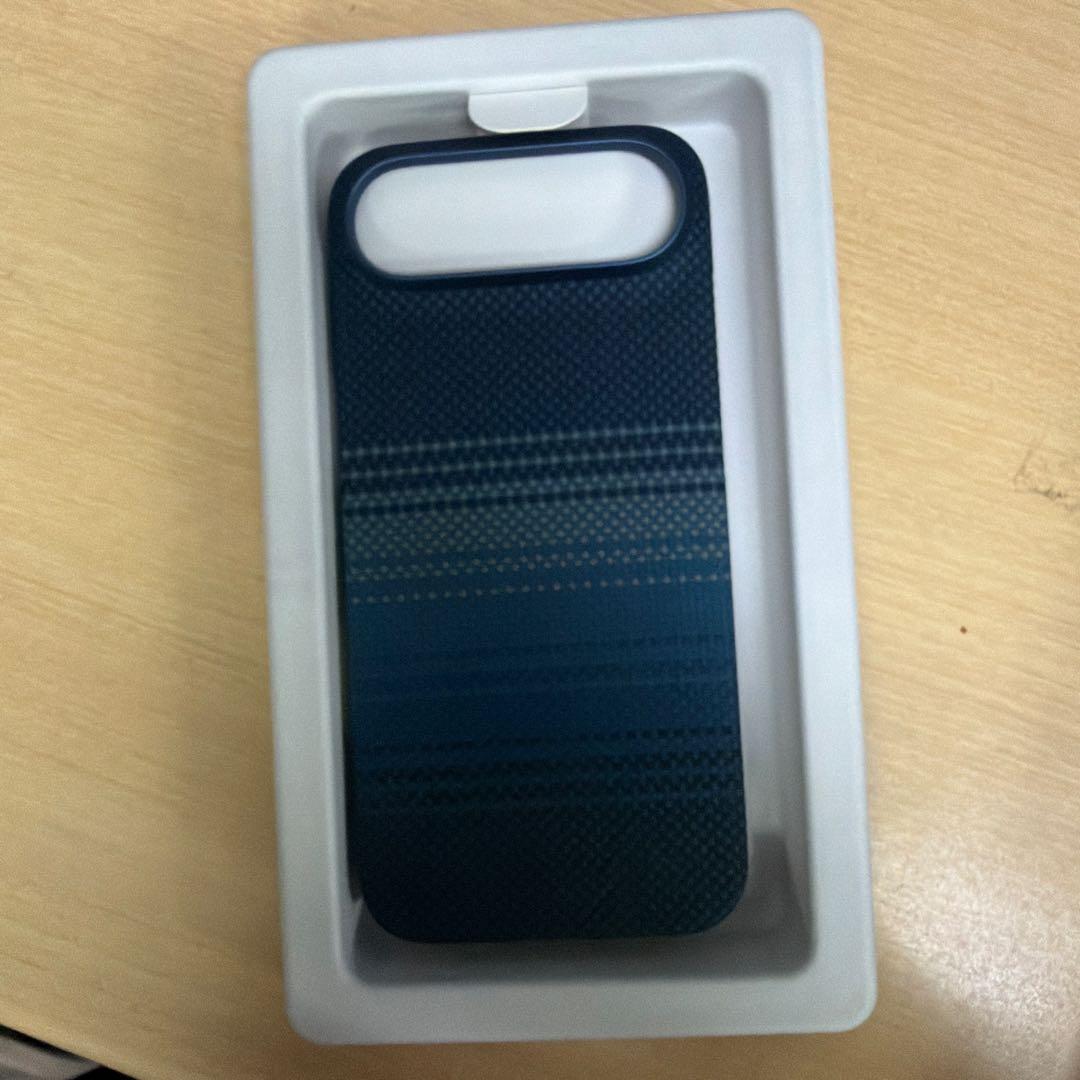 PITAKA Ultra-Slim Case for iPhone Air用