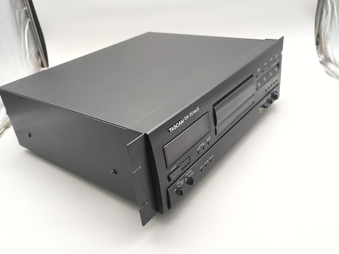 【動作品・美品】TASCAM DA-20 MKⅡ DATデッキ タスカム 業務用