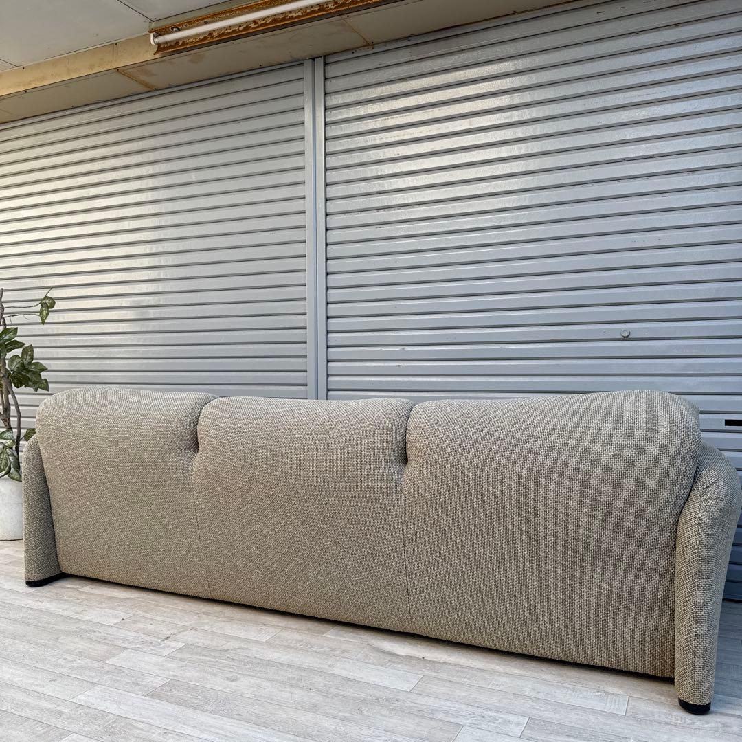 Cassina カッシーナ マラルンガ 3人掛けソファ